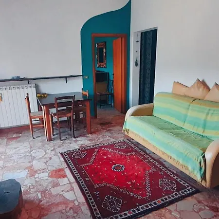 Apartment Rosa's Little House